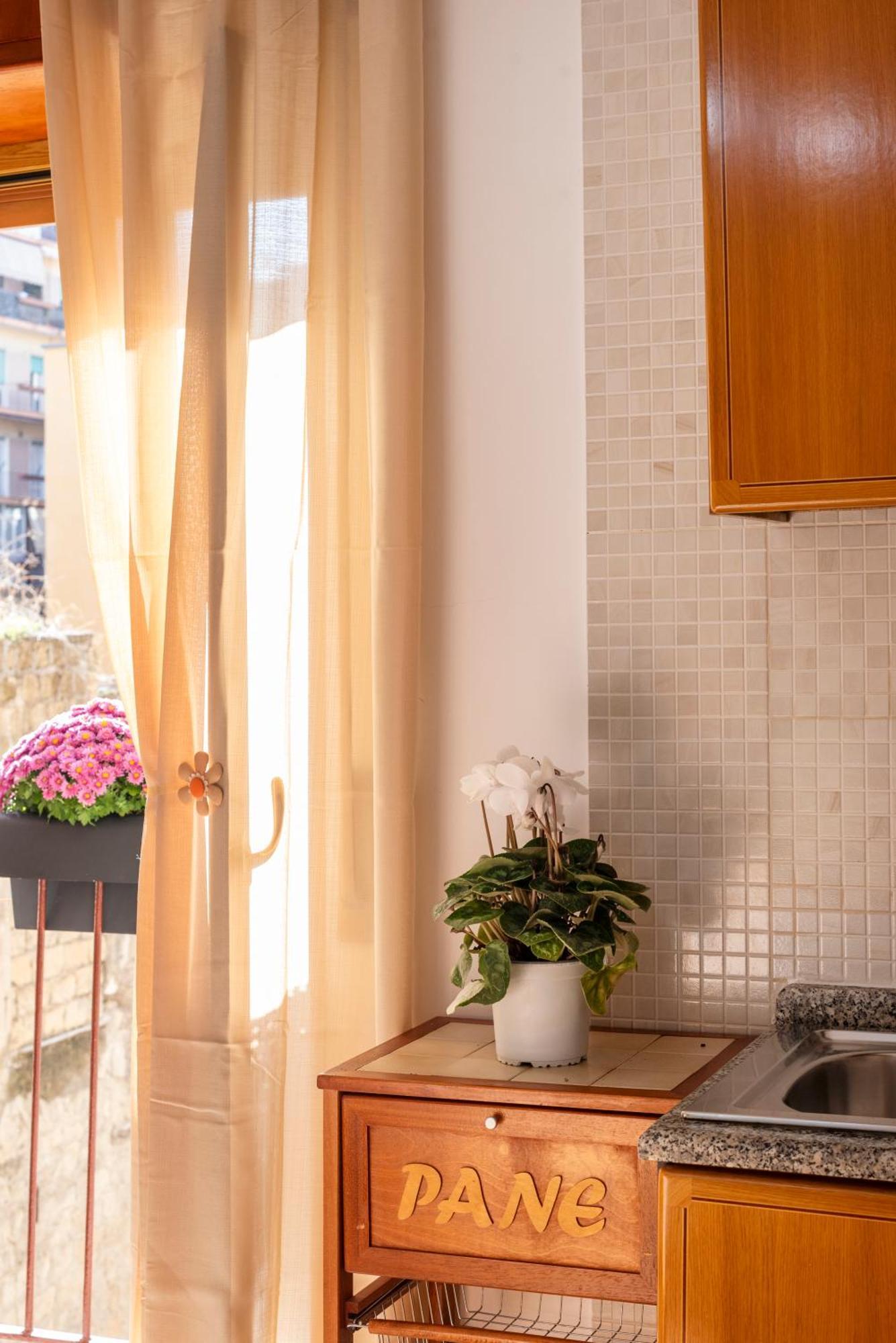 Centro Dm Apartment Naples